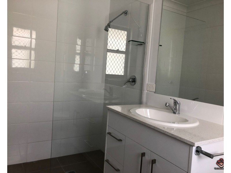 8 Whitehorse Road, Dakabin QLD 4503