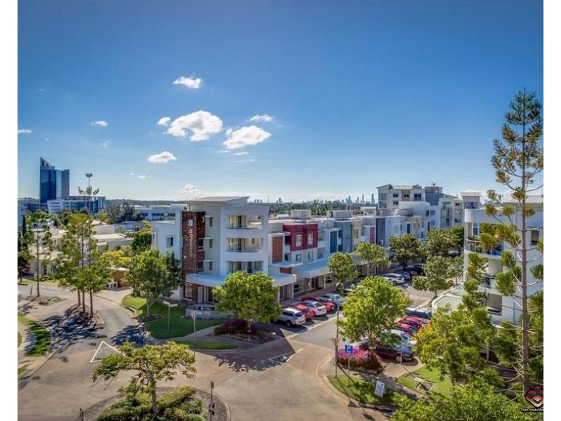 62 Riverwalk Avenue, Robina QLD 4226