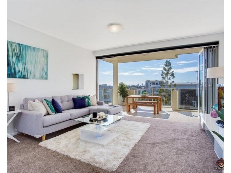 62 Riverwalk Avenue, Robina QLD 4226