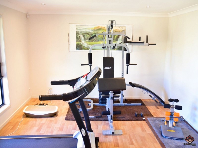 11 Bruce Street, Redbank Plains QLD 4301