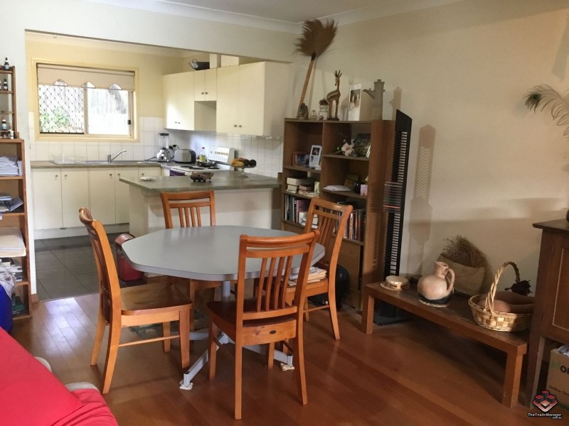 10 Diamond Street, Slacks Creek QLD 4127