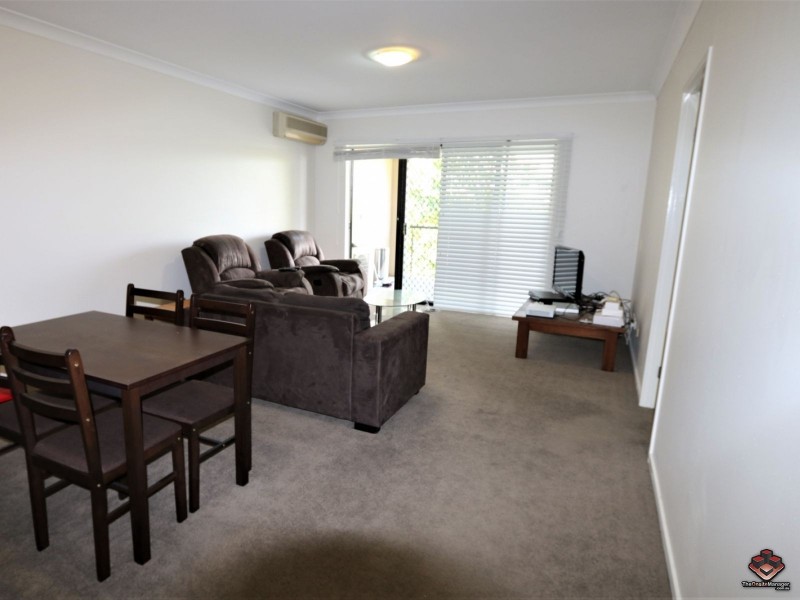 70 Norman Crescent, Norman Park QLD 4170