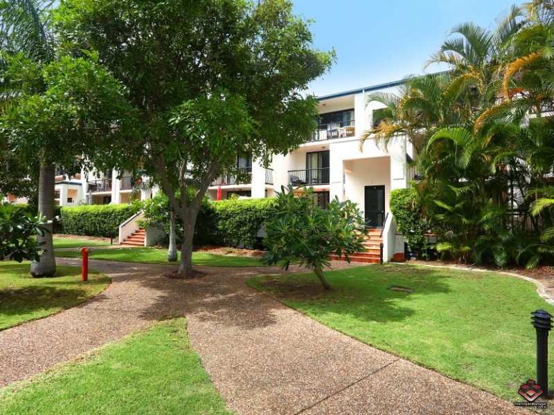 38 Labrador Street, Labrador QLD 4215