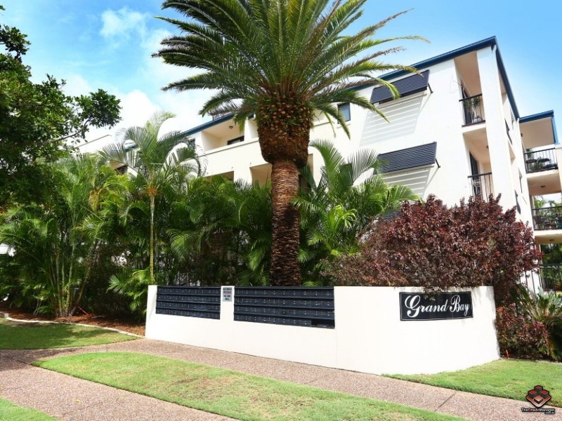 38 Labrador Street, Labrador QLD 4215