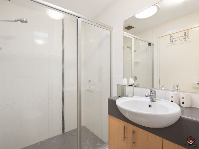 38 Brougham Street, Fairfield QLD 4103