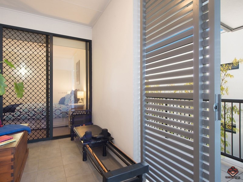 38 Brougham Street, Fairfield QLD 4103