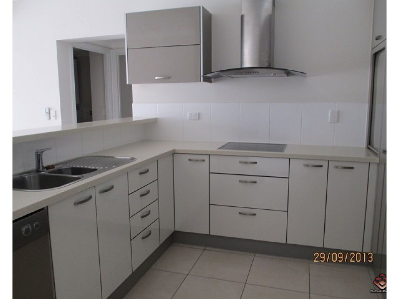 57/42 Warburton Street, North Ward QLD 4810