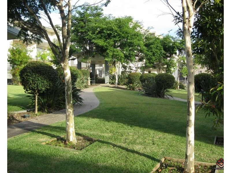 1 Boulton Drive, Nerang QLD 4211