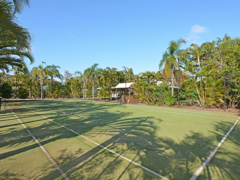 5 Arkarra Court, Dundowran Beach QLD 4655