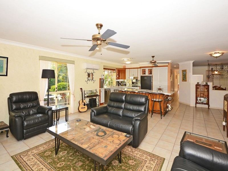 5 Arkarra Court, Dundowran Beach QLD 4655