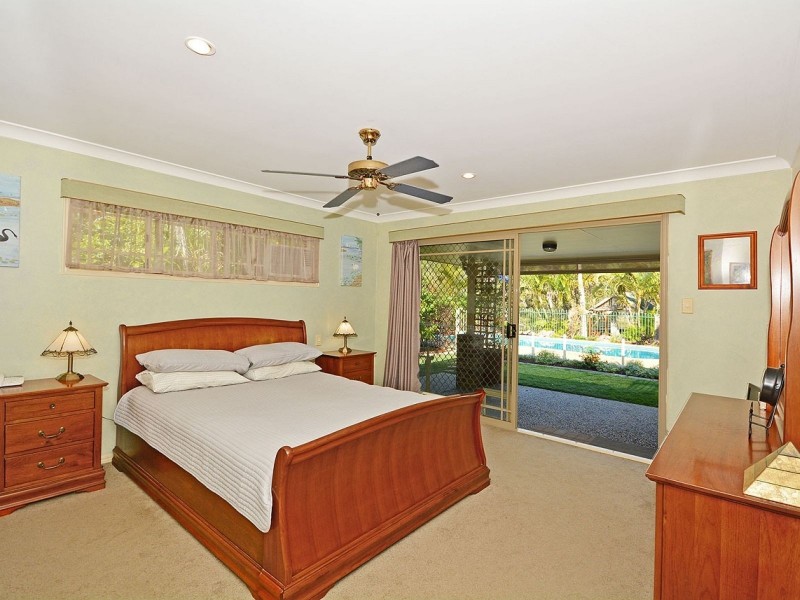 5 Arkarra Court, Dundowran Beach QLD 4655