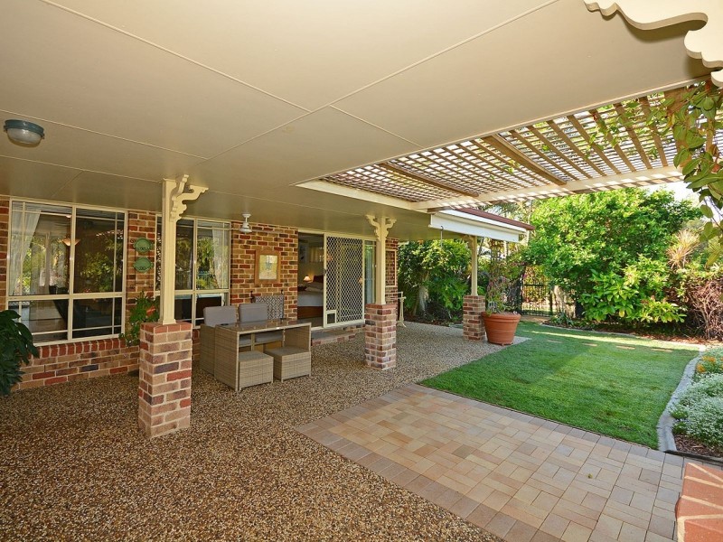 5 Arkarra Court, Dundowran Beach QLD 4655