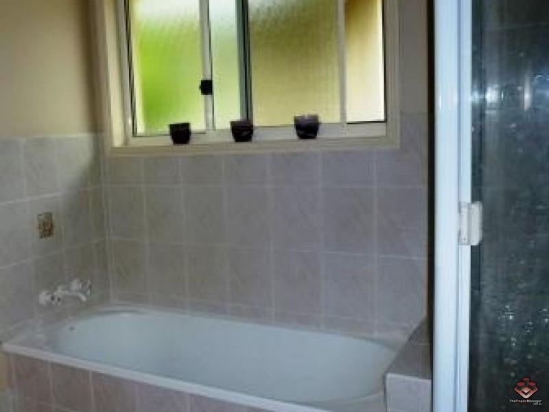 Highland Park QLD 4211