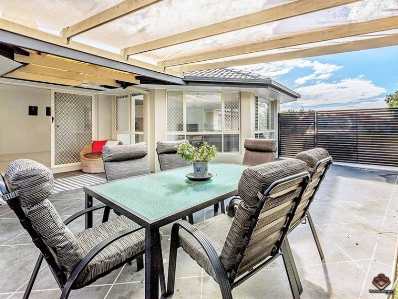 143 Monterey Keys Drive, Helensvale QLD 4212