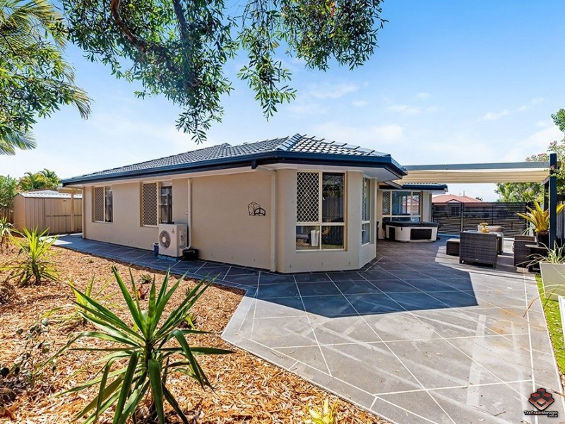 143 Monterey Keys Drive, Helensvale QLD 4212