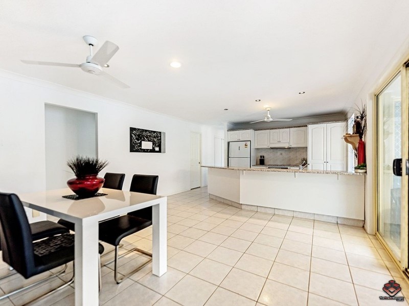 143 Monterey Keys Drive, Helensvale QLD 4212