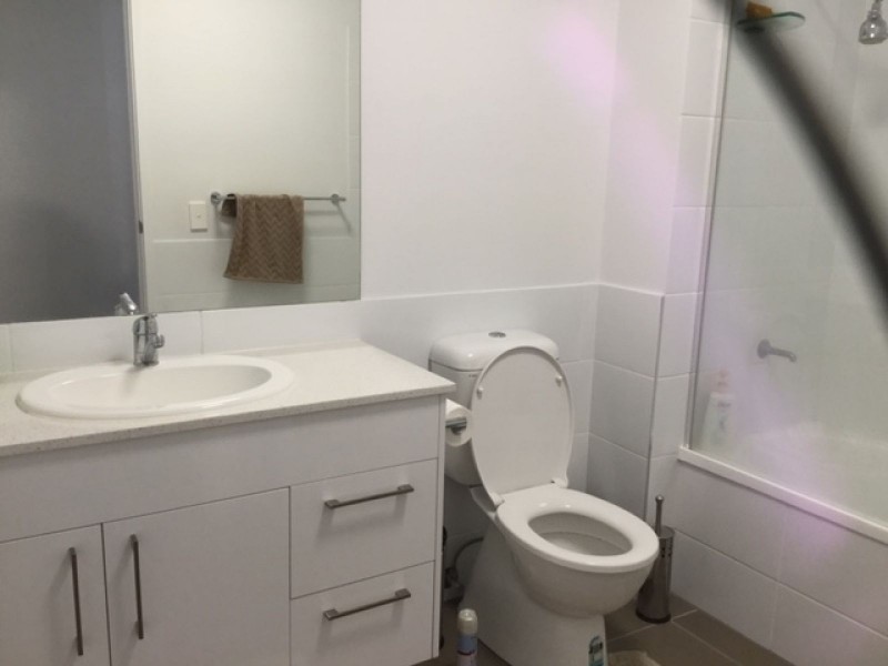 8 Whitehorse Road, Dakabin QLD 4503