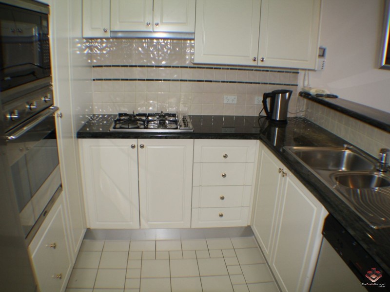 32 Macrossan Street, Brisbane City QLD 4000