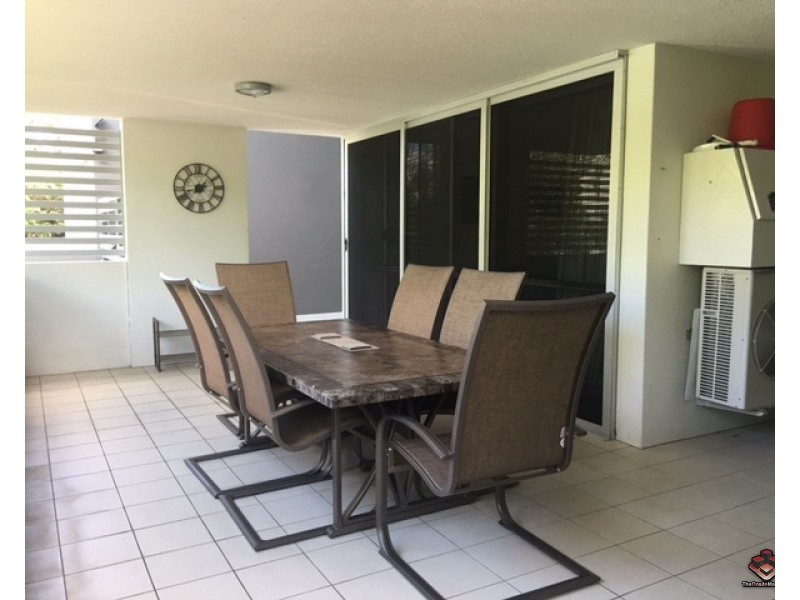 95 Clarence Road, Indooroopilly QLD 4068