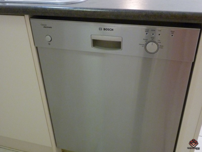 6-24 Henry Street, West End QLD 4810