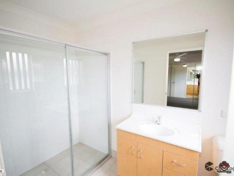 266 Henty Drive, Redbank Plains QLD 4301