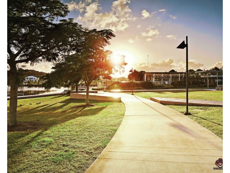 20 North Quay Circuit, Hope Island QLD 4212