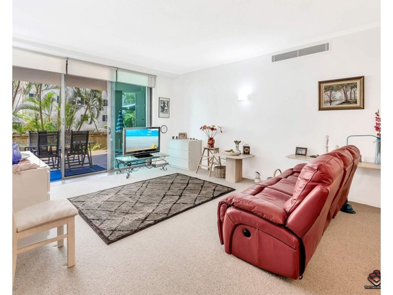 21i/20-28 Bayview Street, Runaway Bay QLD 4216