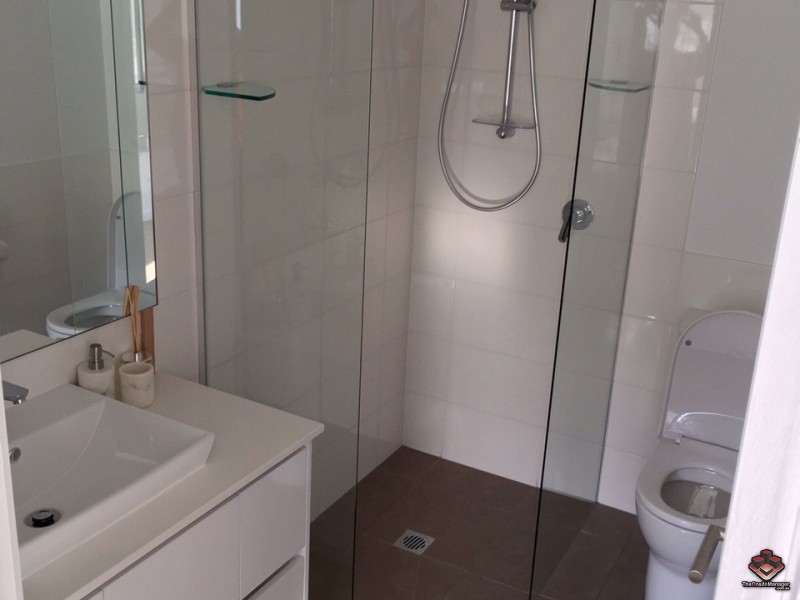 3205/7 Waterford Court, Bundall QLD 4217