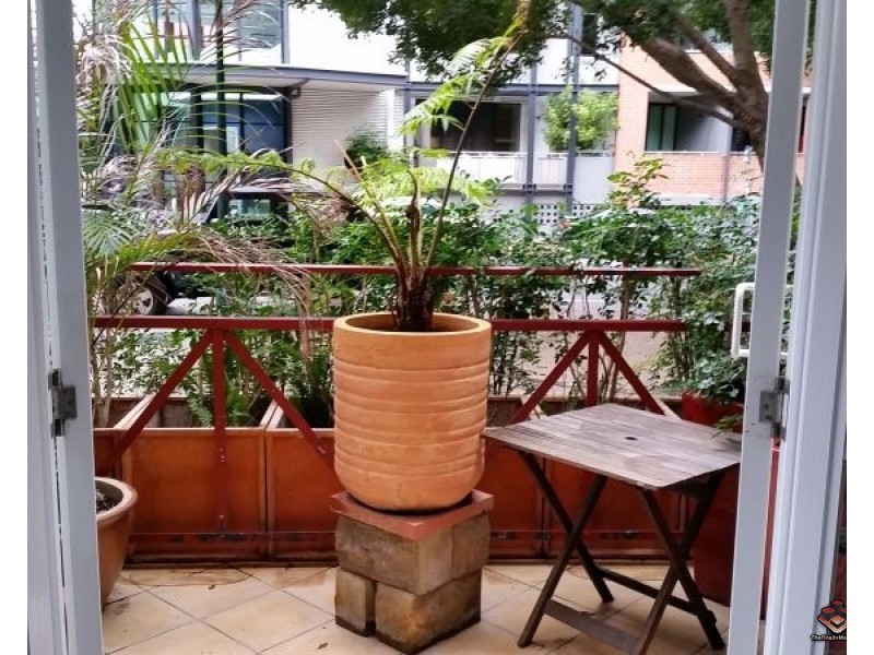 53 Vernon Terrace, Teneriffe QLD 4005