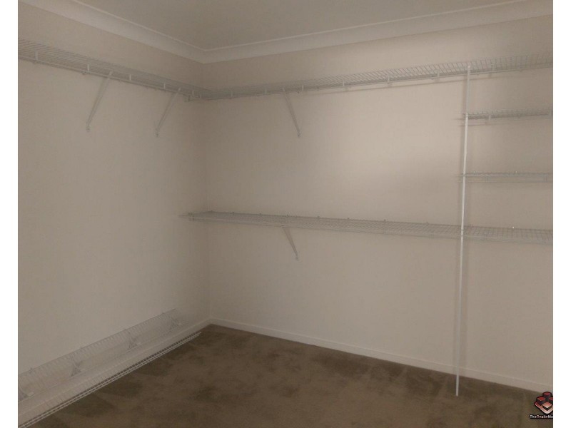 22 Cova Boulevard, Hope Island QLD 4212