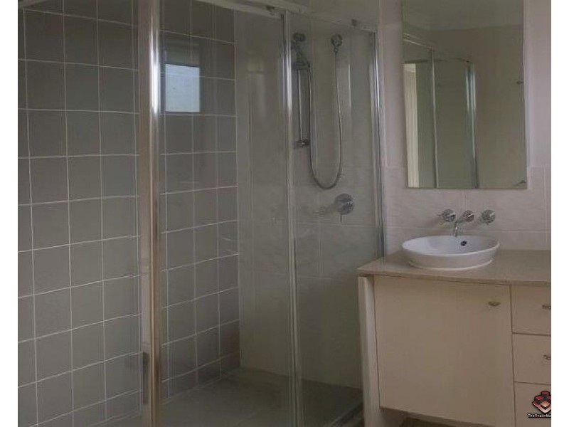 22 Cova Boulevard, Hope Island QLD 4212