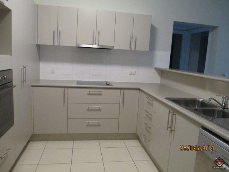 32/42 Warburton Street, North Ward QLD 4810