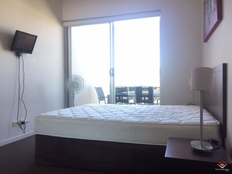 95 Clarence Road, Indooroopilly QLD 4068