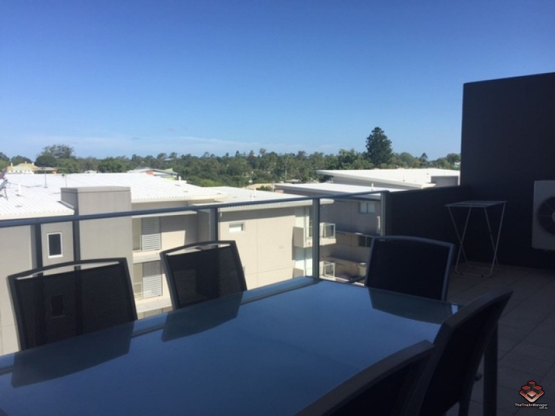 95 Clarence Road, Indooroopilly QLD 4068