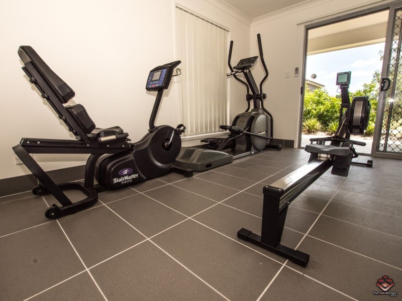 40 Old Logan Road, Gailes QLD 4300