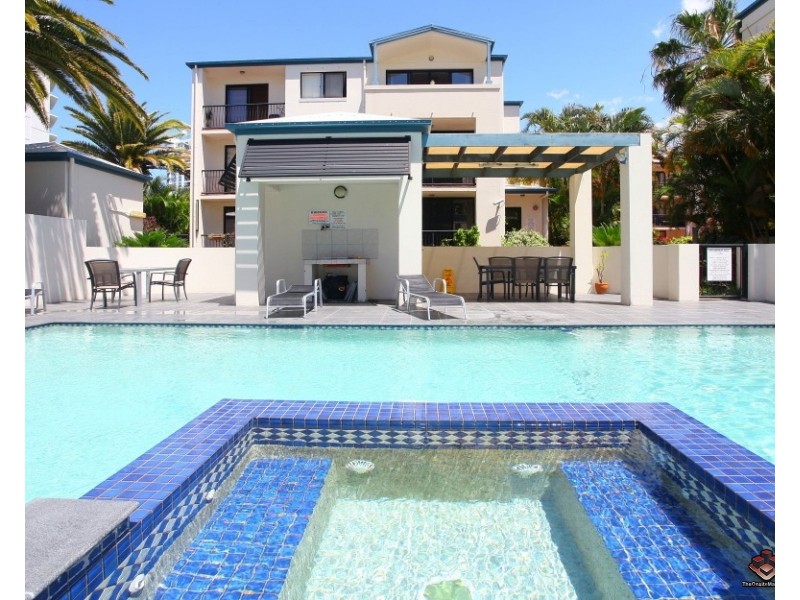 38 Labrador Street, Labrador QLD 4215