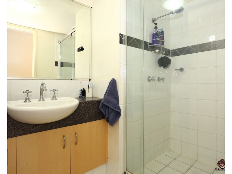 38 Labrador Street, Labrador QLD 4215