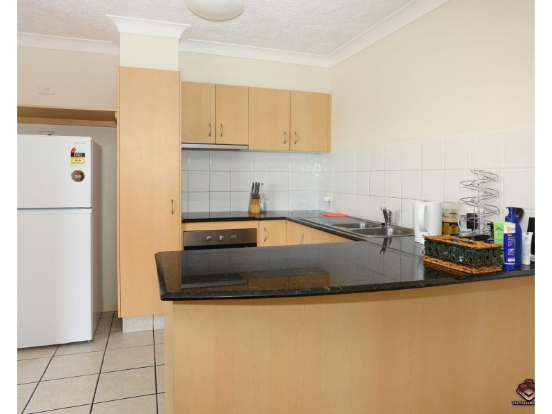 38 Labrador Street, Labrador QLD 4215