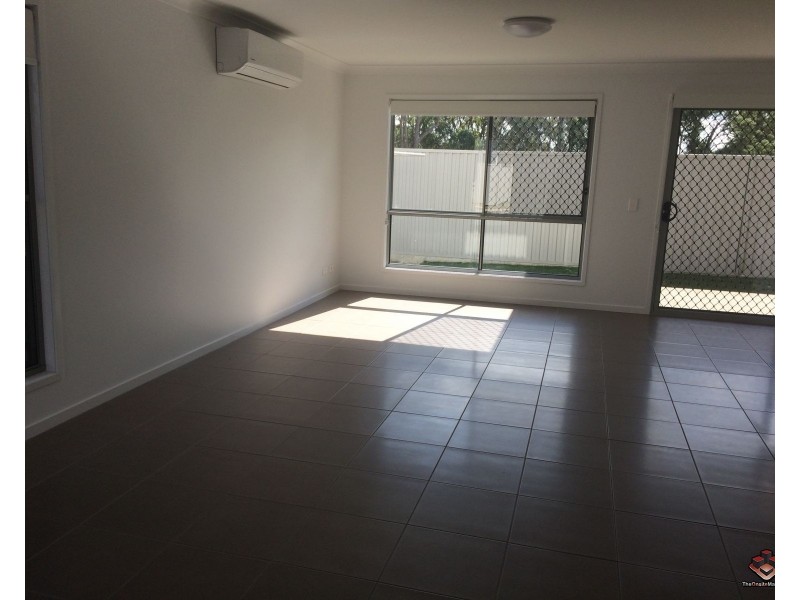 8 Whitehorse Road, Dakabin QLD 4503