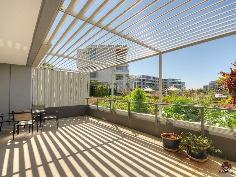 323 Bayview Street, Hollywell QLD 4216