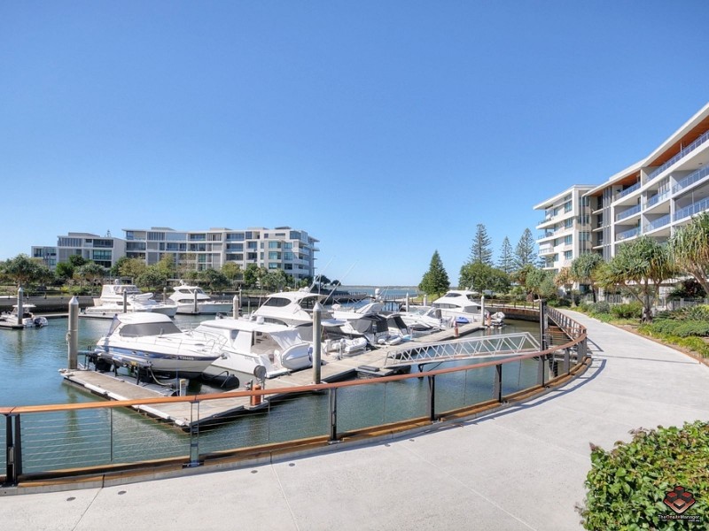 323 Bayview Street, Hollywell QLD 4216