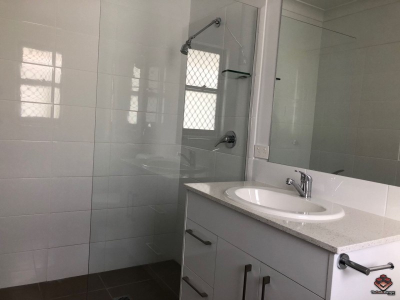 8 Whitehorse Road, Dakabin QLD 4503