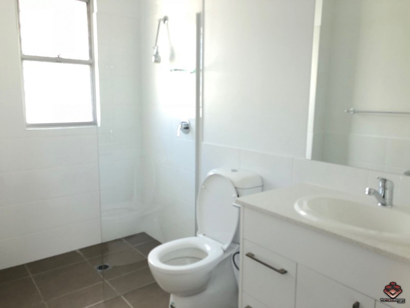 8 Whitehorse Road, Dakabin QLD 4503