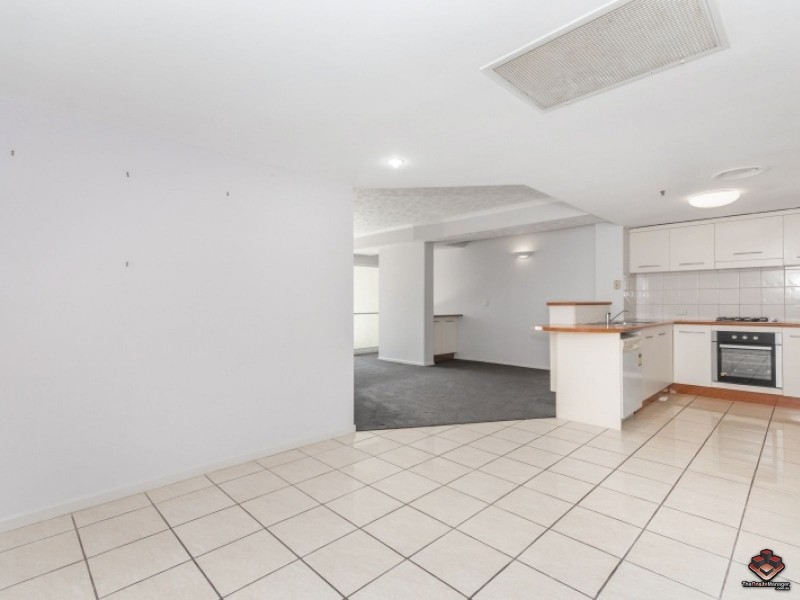 86-124 Ogden Street, Townsville City QLD 4810