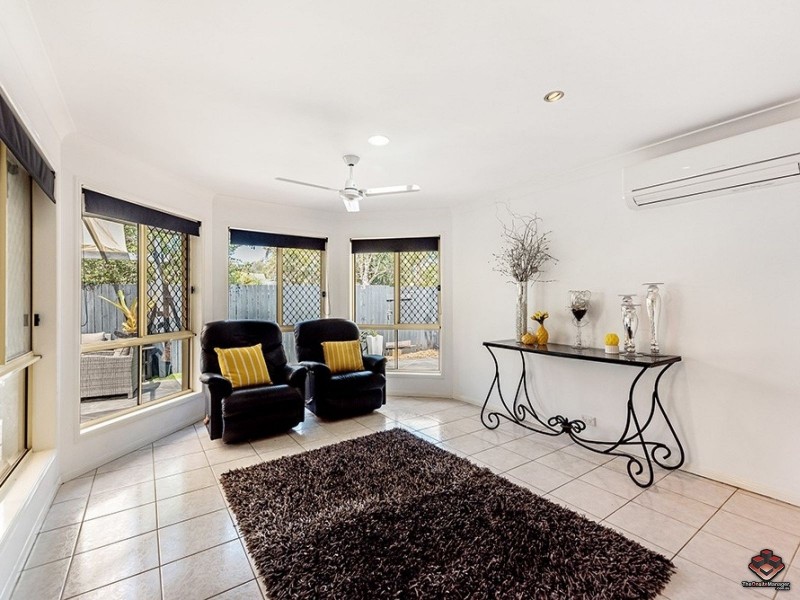 143 Monterey Keys Drive, Helensvale QLD 4212