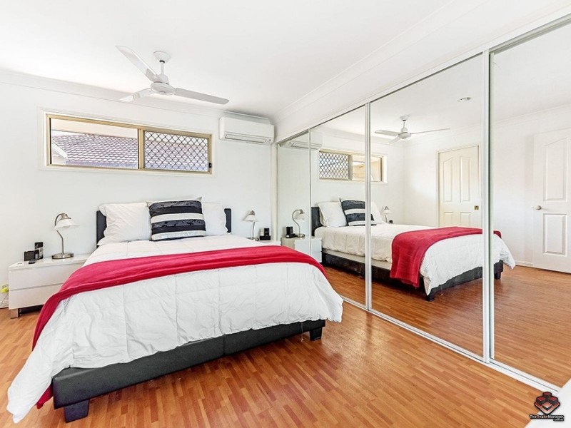 143 Monterey Keys Drive, Helensvale QLD 4212