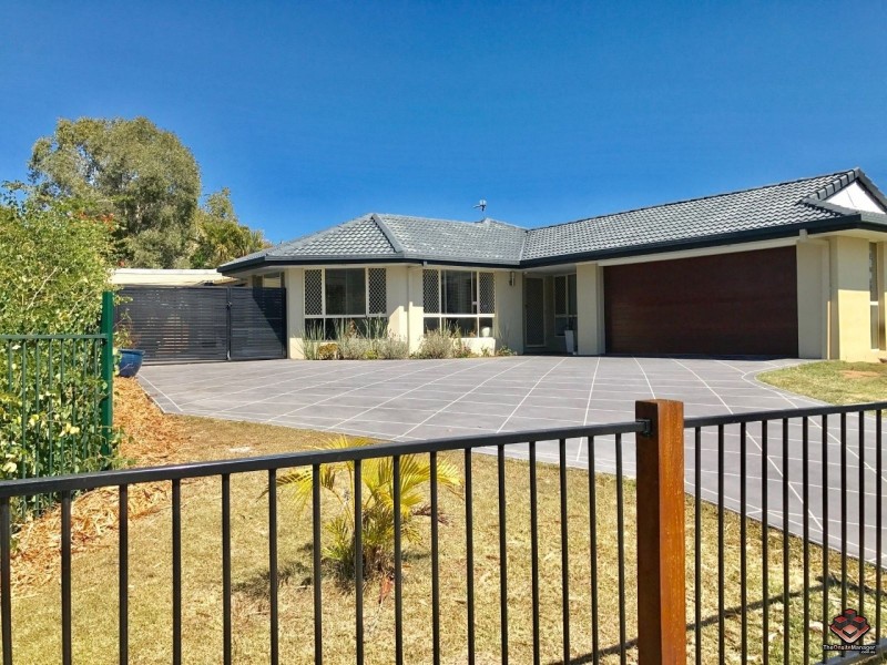 143 Monterey Keys Drive, Helensvale QLD 4212