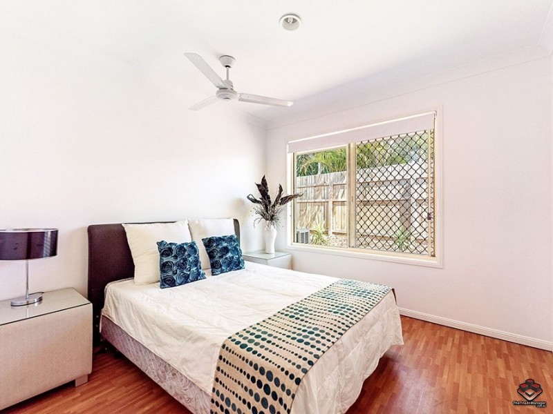 143 Monterey Keys Drive, Helensvale QLD 4212