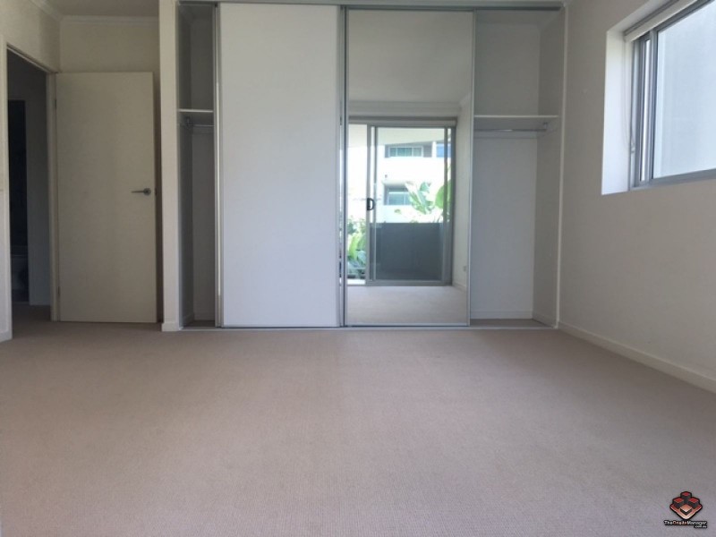 95 Clarence Road, Indooroopilly QLD 4068