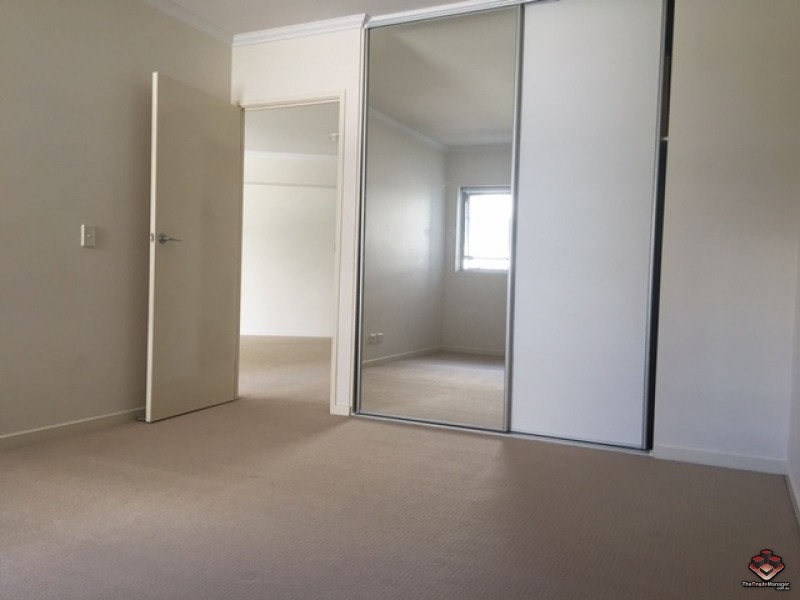 95 Clarence Road, Indooroopilly QLD 4068